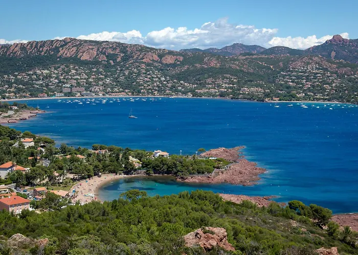 2 Pers Climatise, Proche Et Commerces, Wifi - Fr-1-466a-24 Saint-Raphaël